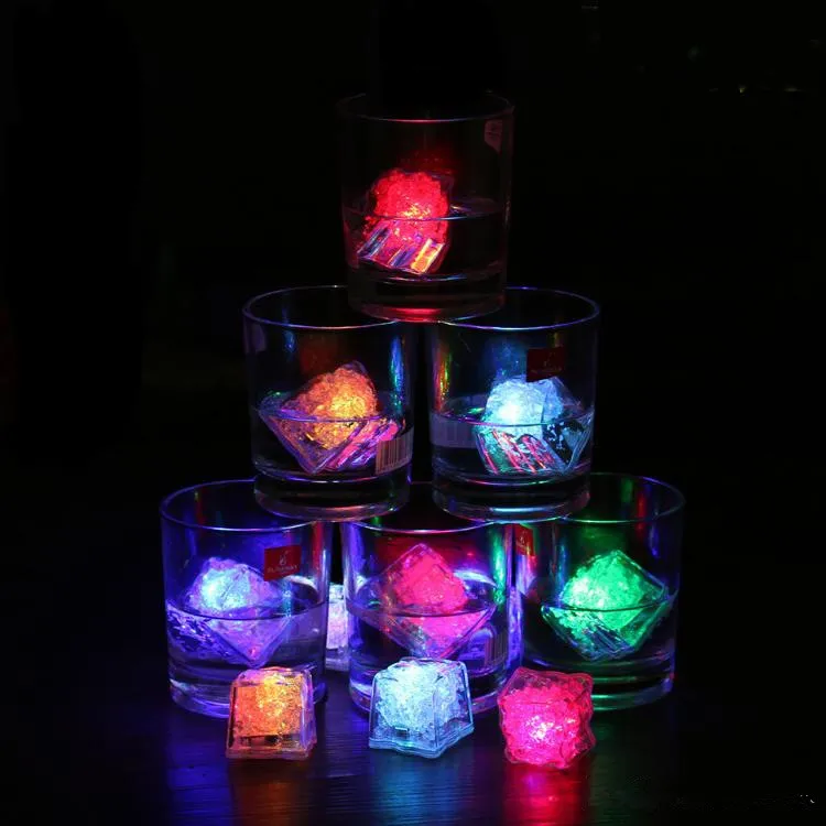 LED Gadget Aoto colors Mini Romantic Luminous Artificial Ice Cube Flash Light Wedding Christmas Party Decoration